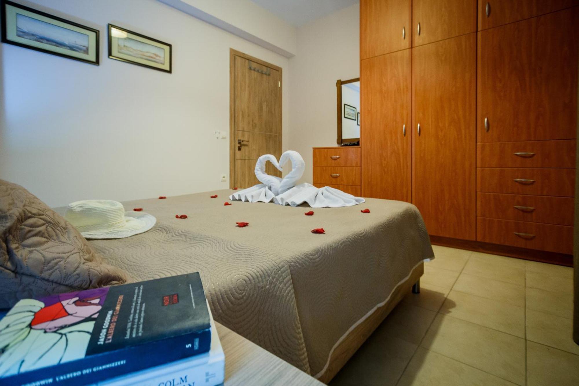 Mirimar Apartments 阿利卡纳斯 外观 照片