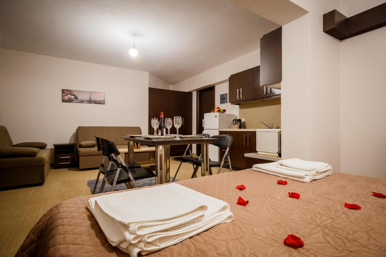 Mirimar Apartments 阿利卡纳斯 外观 照片